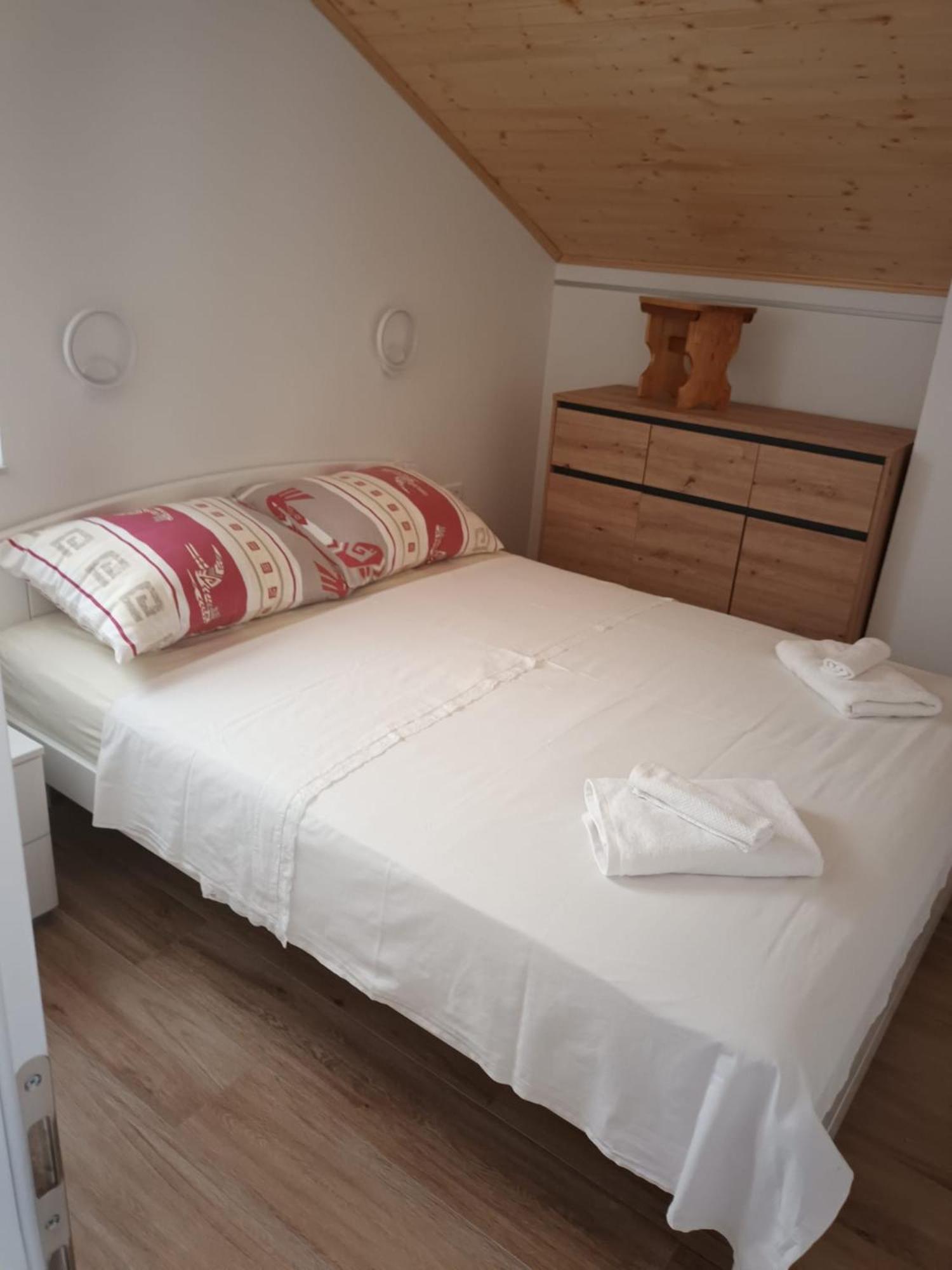 Apartment Mrkic Biograd Na Moru Exteriör bild