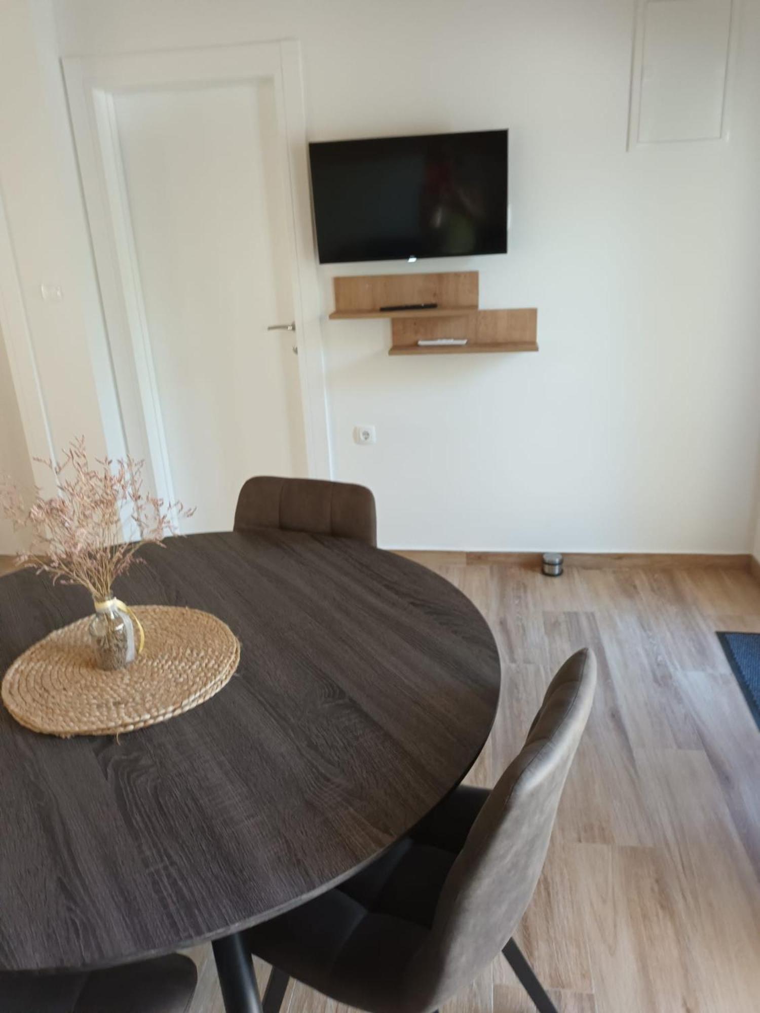 Apartment Mrkic Biograd Na Moru Exteriör bild