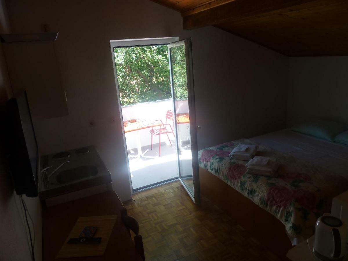 Apartment Mrkic Biograd Na Moru Exteriör bild